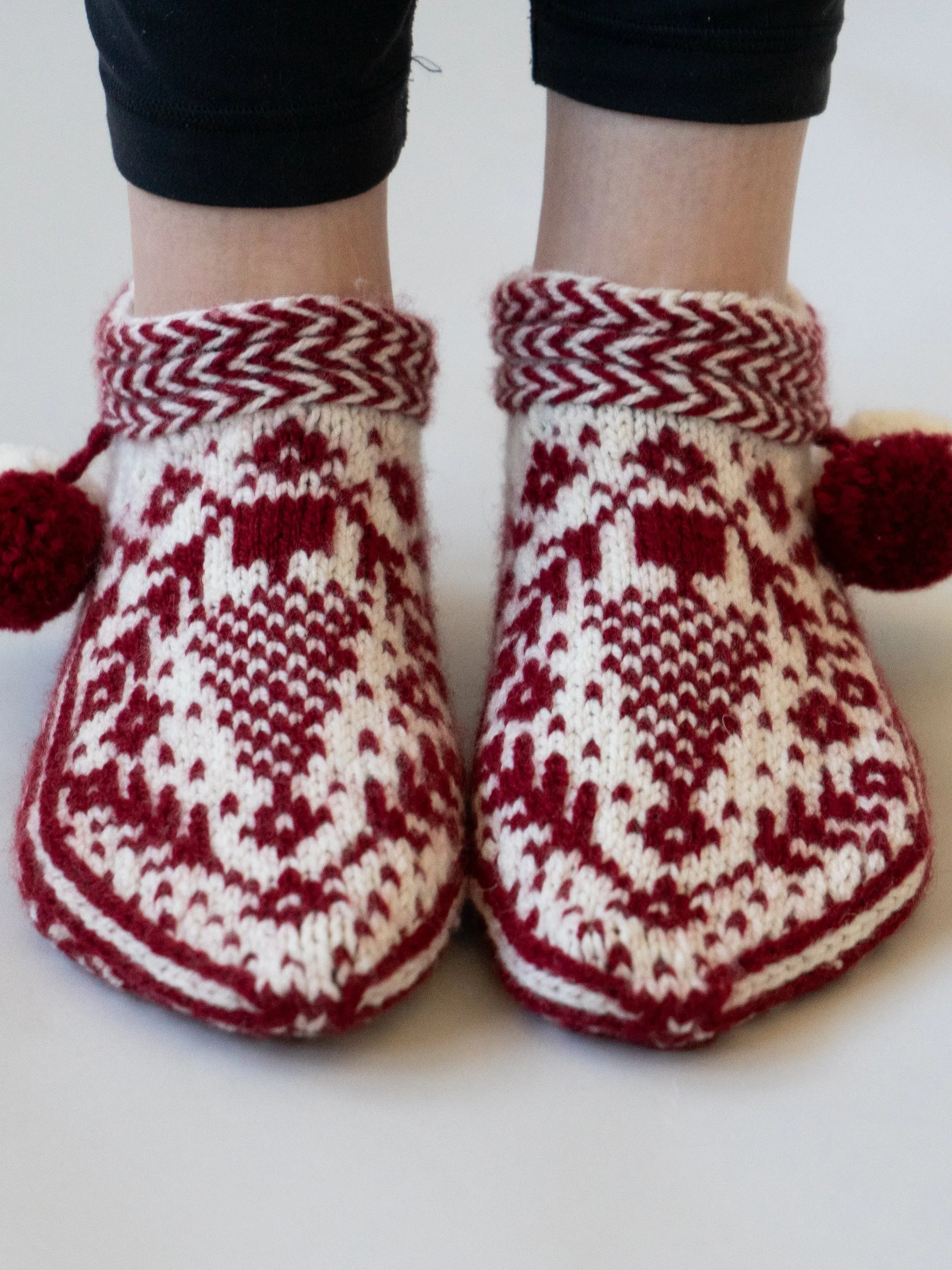 Glad Tidings Slippers by Caitlin Shepherd <br/><small>knitting pattern</small>