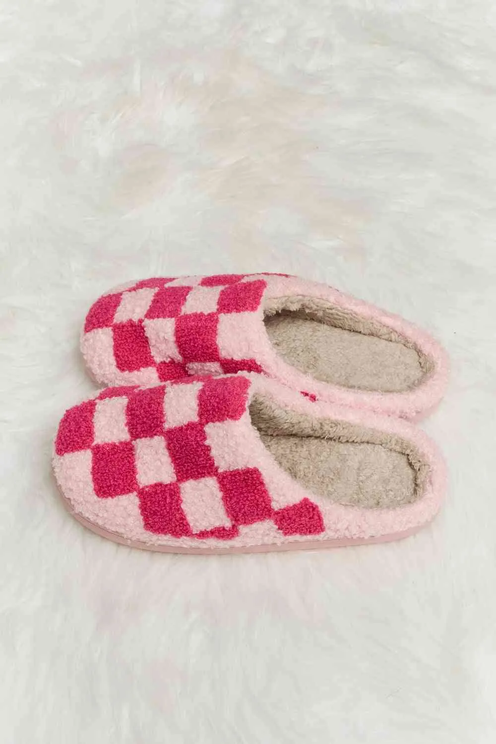 Hot Girl Checkered Print Plush Slide Slippers