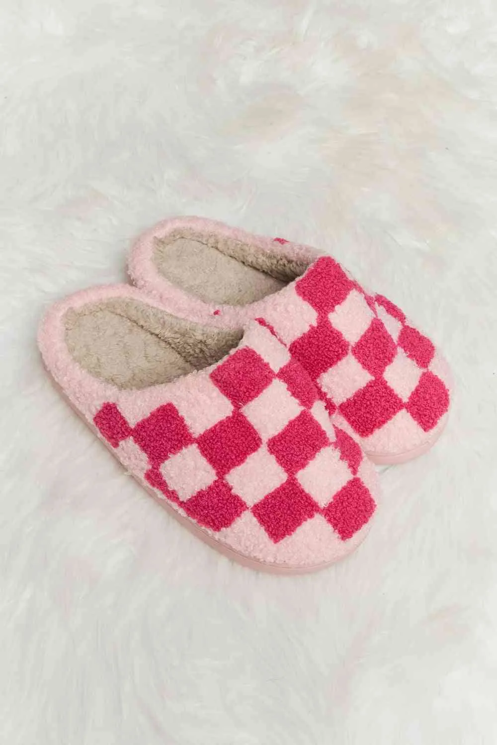 Hot Girl Checkered Print Plush Slide Slippers