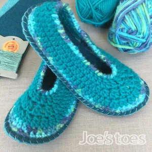 Joe's Toes Sarah Crochet Slipper Kit - Turquoise or Forest Mix