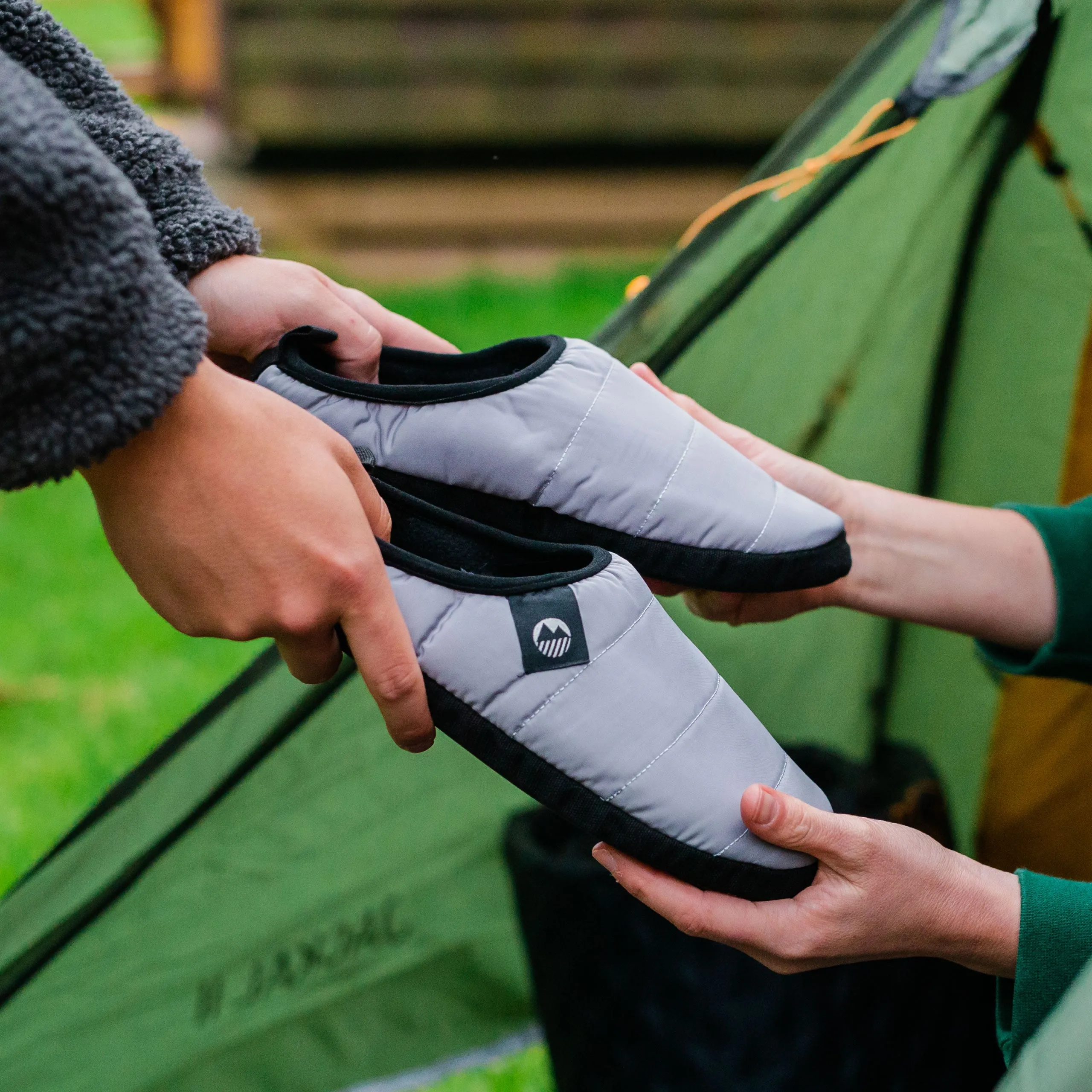 Men's Wolfa Ultra Warm Tent Slippers