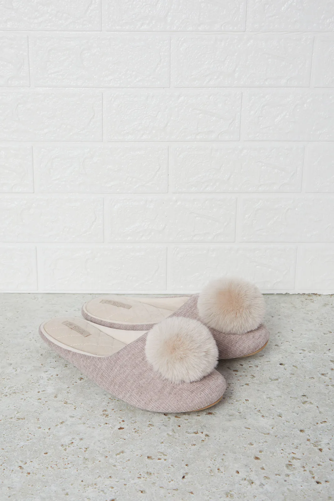 Women Brown Pom Pom Slipper